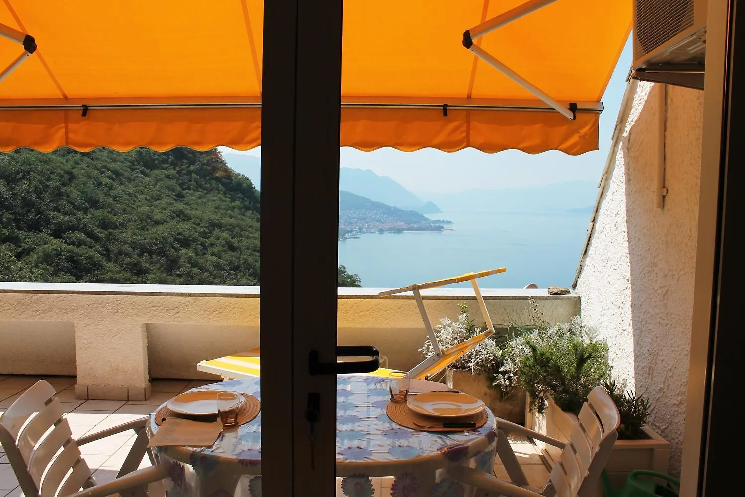Apartment Terrazza Sul Lago Luino